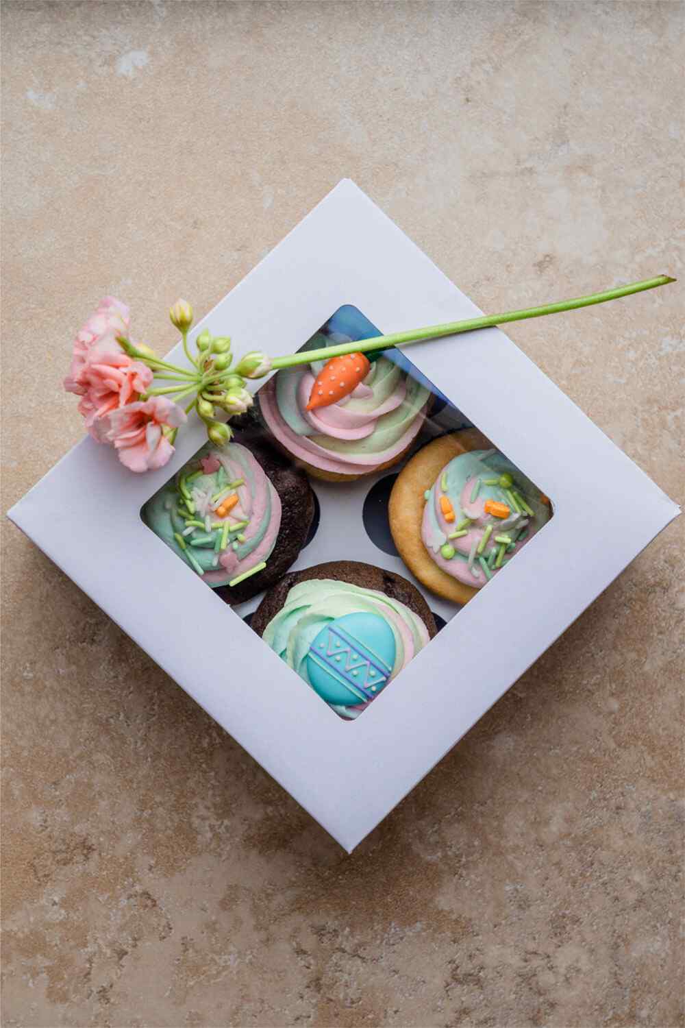 https://www.produits-lechampion-patisseries.fr/wp-content/uploads/2021/02/service_3.jpg